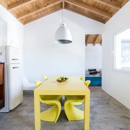 Baia Caldeirinhas Horta (Azores)