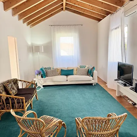 Baia Caldeirinhas أورتا