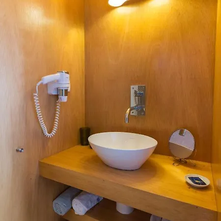 Baia Caldeirinhas * أورتا