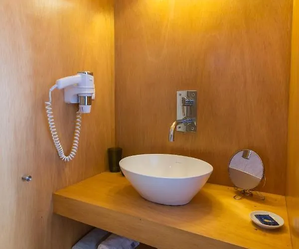 Baia Caldeirinhas * Horta (Azores)